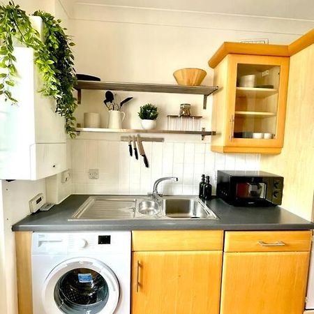 High-End 2 Bed Maisonette In Beaulieu Park Broomfield  Экстерьер фото
