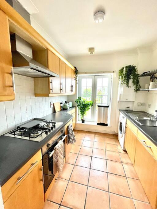 High-End 2 Bed Maisonette In Beaulieu Park Broomfield  Экстерьер фото